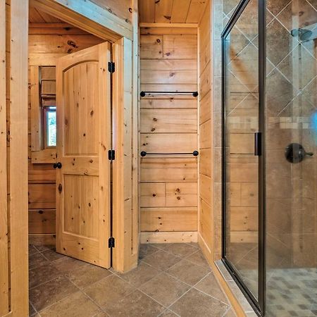 Pigeon Forge Cabin With Brand New Hot Tub And Views! Sevierville Eksteriør billede