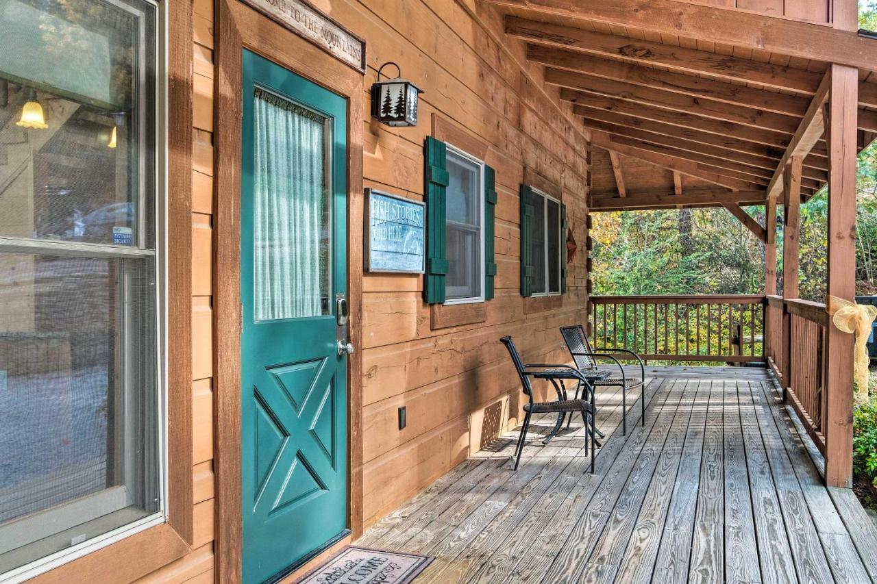 Pigeon Forge Cabin With Brand New Hot Tub And Views! Sevierville Eksteriør billede